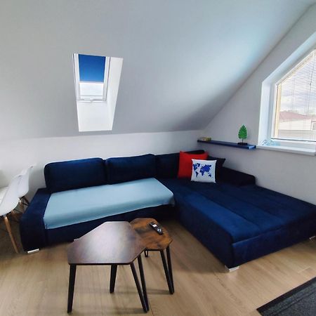 Ahoy Relax Apartmany Nesvady Eksteriør bilde